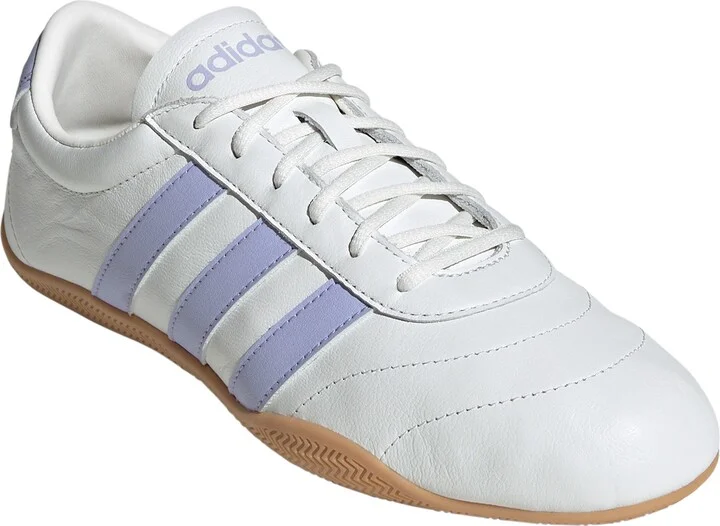 WHITE/ VIOLET TONE/ GUM