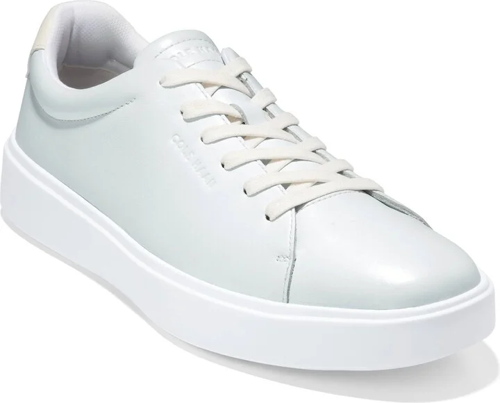 Grand Crosscourt Traveler Sneaker