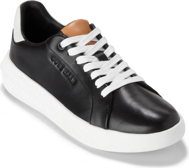 BLACK / WHITE / WHITE