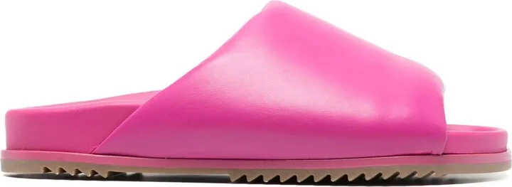 Granolas leather slides