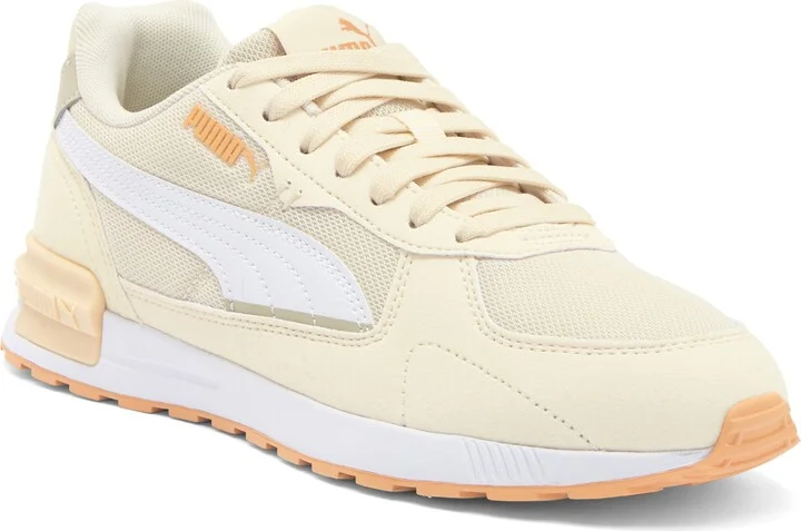 Gravition Sneaker