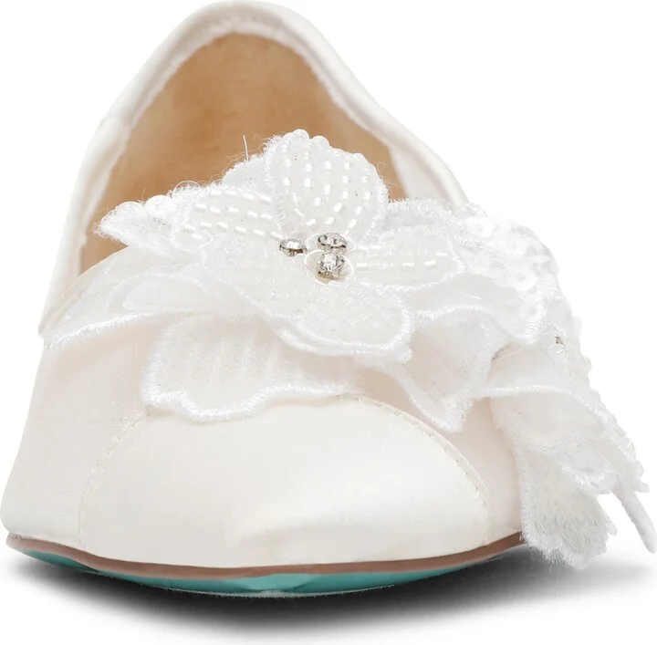 Gray Pointed Toe Flat - Image 4