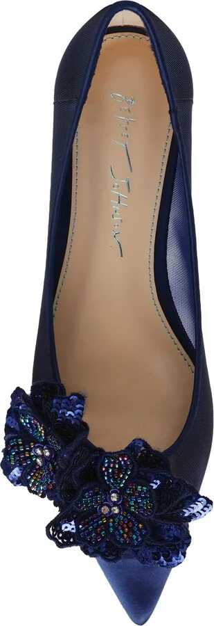 Gray Pointed Toe Flat - Image 11