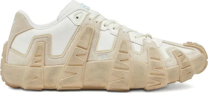 Griffe low-top sneakers