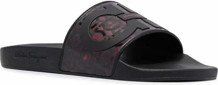 Groove logo-embossed sliders - Image 2