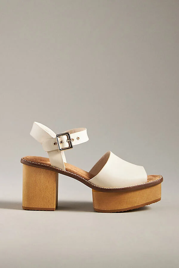 Groove Platform Sandals