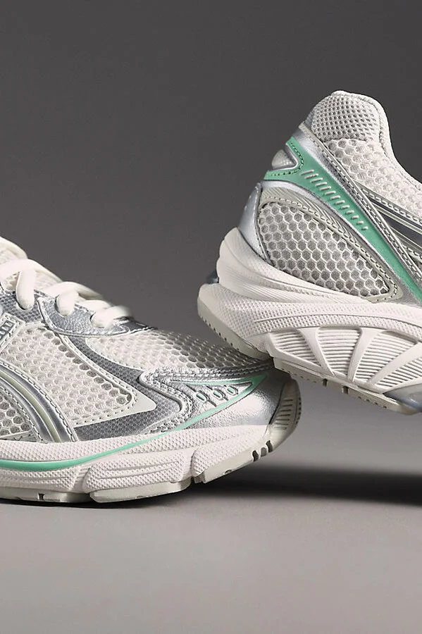 GT-2160 Sneakers - Image 3