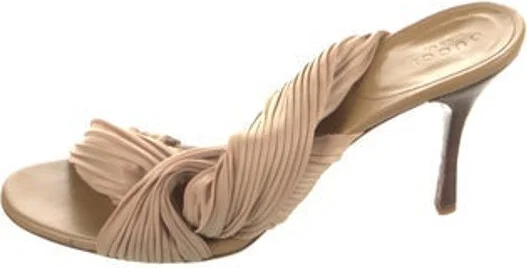 Neutrals