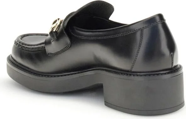Gucci Loafers - Image 3