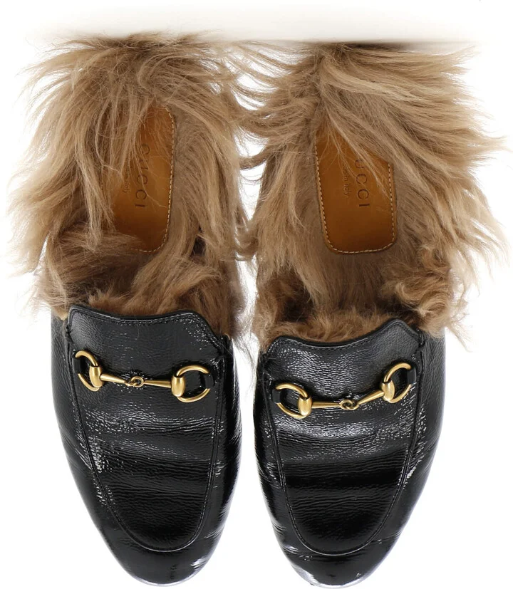 GUCCI Women's Princetown Mules Patent with Fur - Image 2