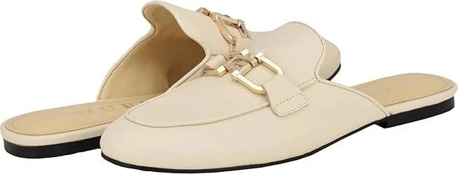 GUESS Bommiya Women's Flat Shoes Ivory : 5.5 M, Leather/Suede/Synthetic