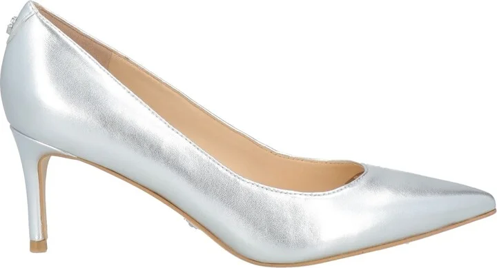Guess Woman Pumps - Image 3