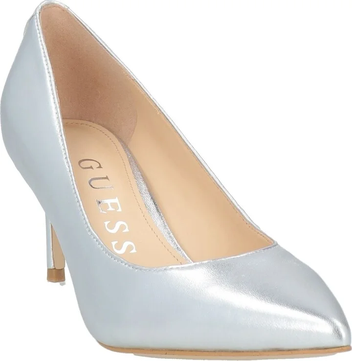 Guess Woman Pumps - Image 4