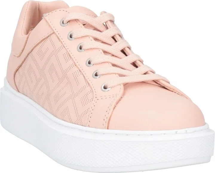 Guess Woman Sneakers - Image 4