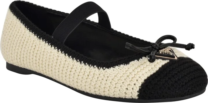 White,black Knit