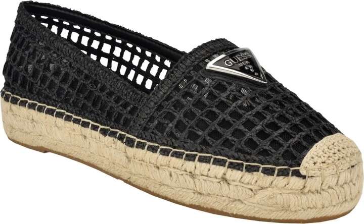 Guess Women's Mones Closed Toe Jute Mesh Upper Casual Espadrille Flats
