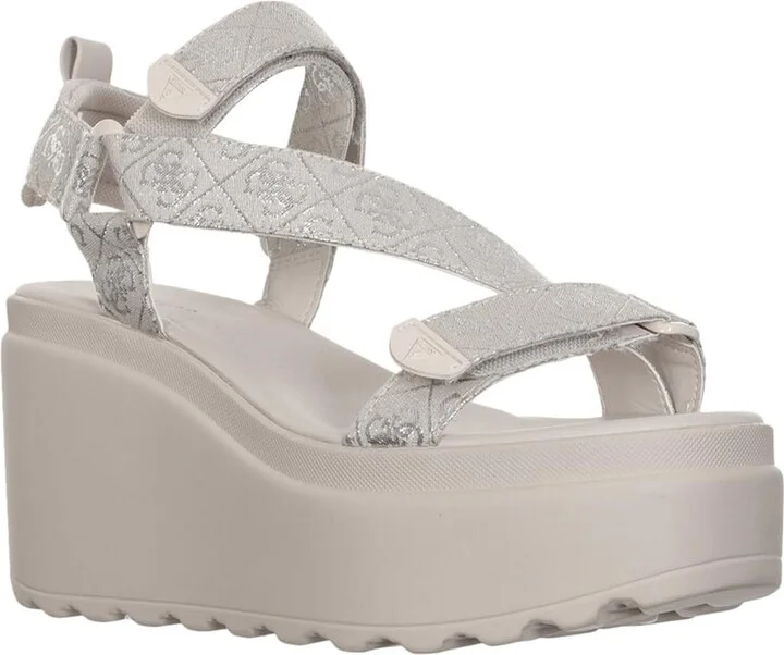 GUESS Women's Ocilia Wedge Sandal