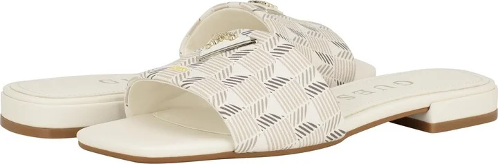 GUESS Women's Tamed Flat Sandal