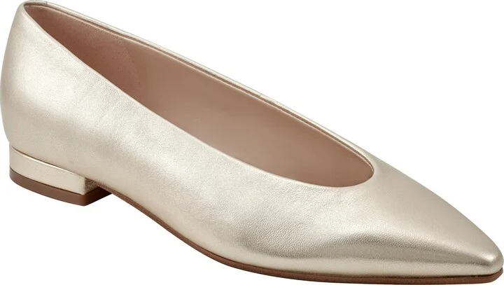Gunner Pointed Toe Flat