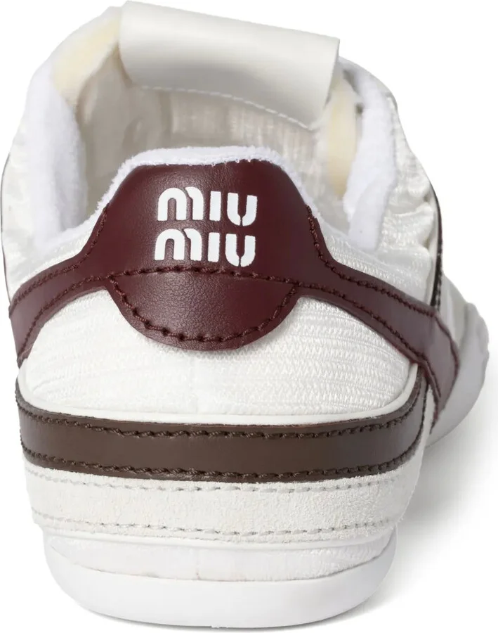 Gymnasium sneakers - Image 3