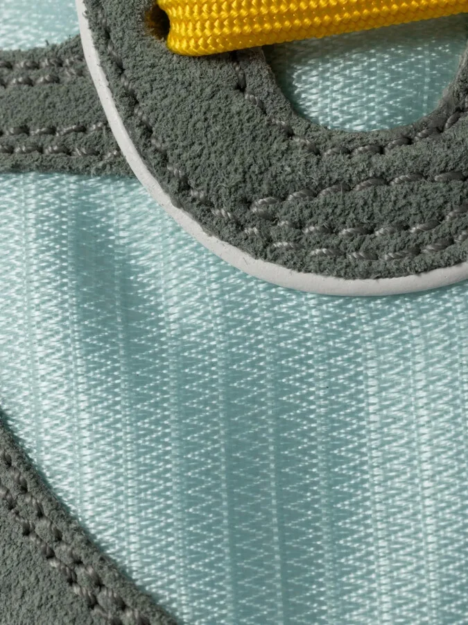 Gymnasium sneakers - Image 4
