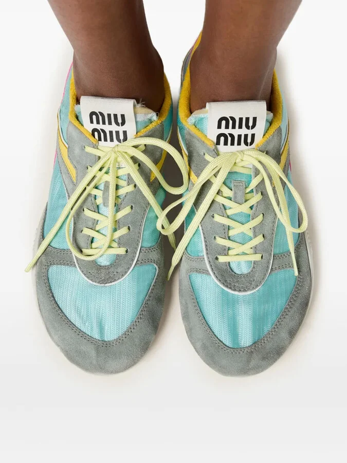 Gymnasium sneakers - Image 5