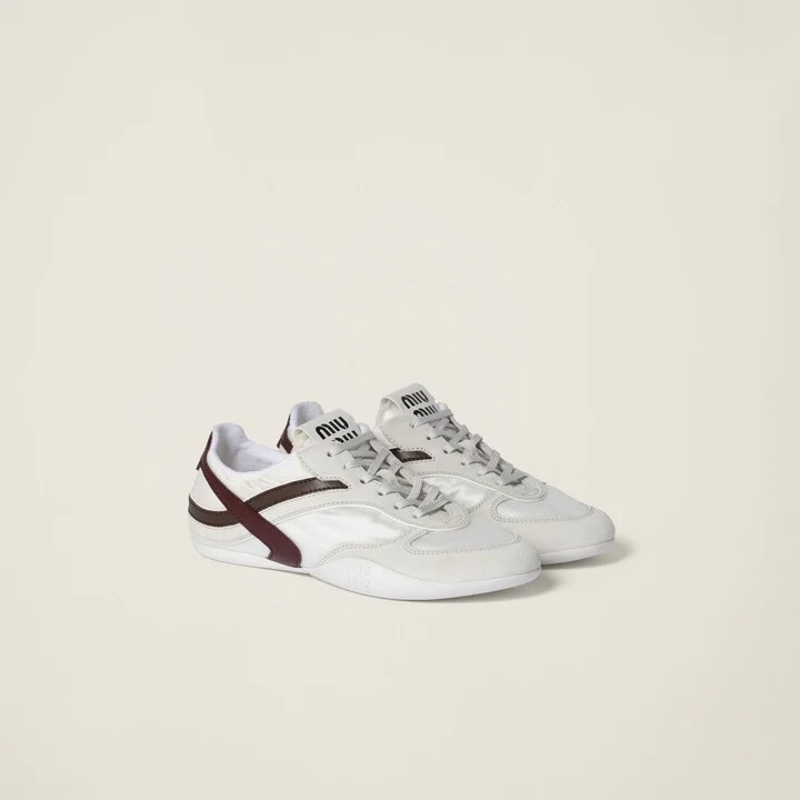 Gymnasium technical fabric and suede sneakers