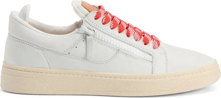 GZ 94 trainers
