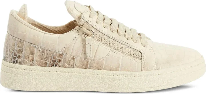 neutrals
