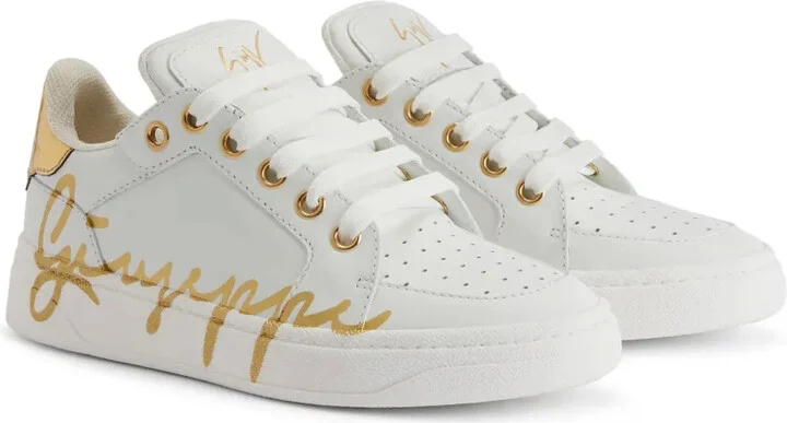 GZ94 logo-print sneakers - Image 2