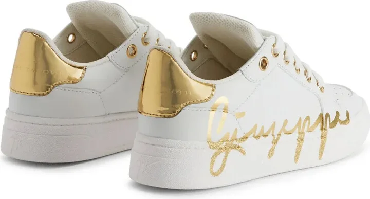 GZ94 logo-print sneakers - Image 3