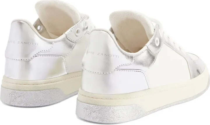 GZ94 low-top leather sneakers - Image 3