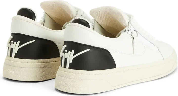 GZ94 low-top sneakers - Image 3