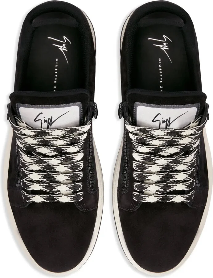 GZ94 low-top sneakers - Image 4