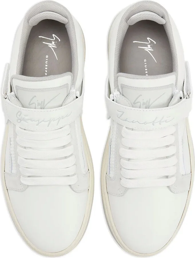 GZ94 low-top sneakers - Image 4
