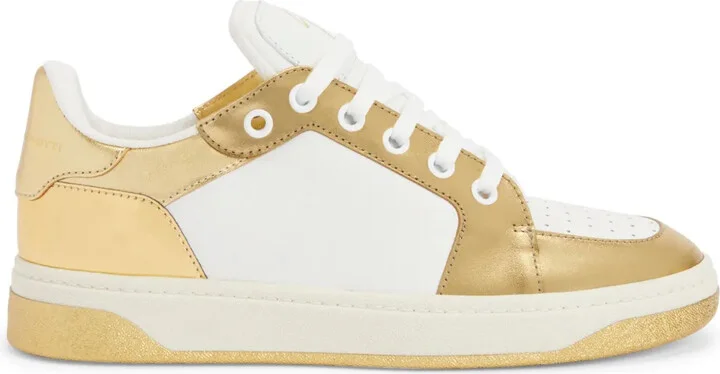 GZ94 sneakers