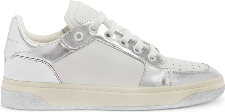 GZ94 sneakers