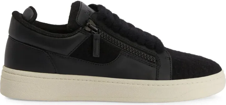 GZ94 sneakers
