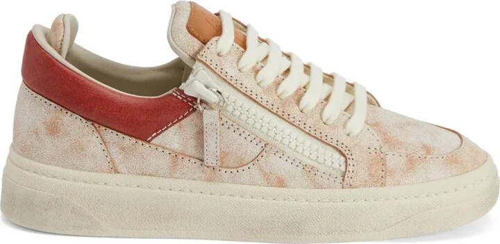 GZ94 sneakers