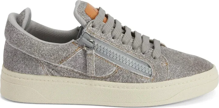 GZ94 sneakers