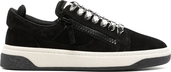 GZ94 sneakers