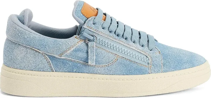 GZ94 trainers