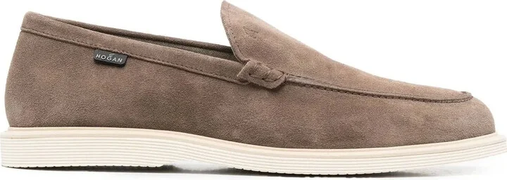 H616 contrast-sole loafers