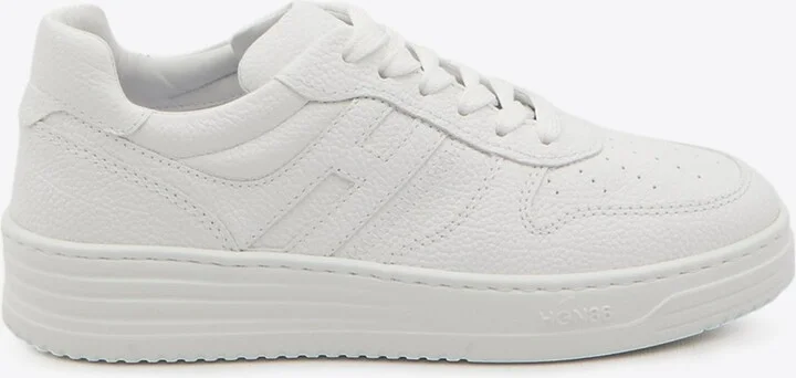 H630 Low-Top Sneakers