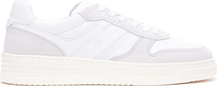 H630 Sneakers