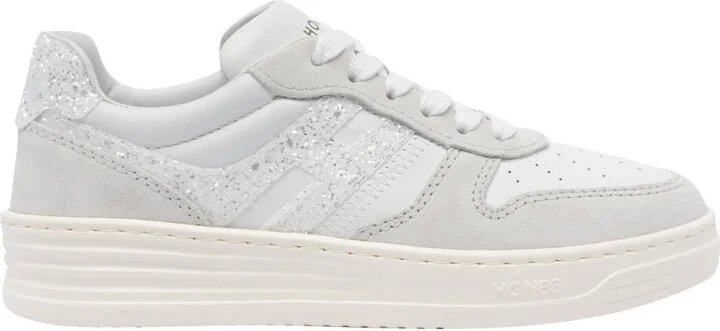 H630 Sneakers