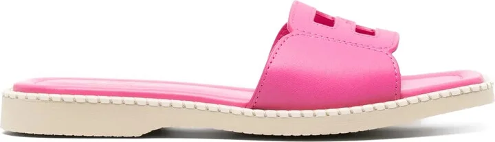 H638 flat leather sandals