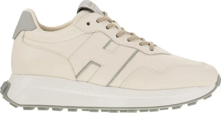 H641 - Leather Sneakers
