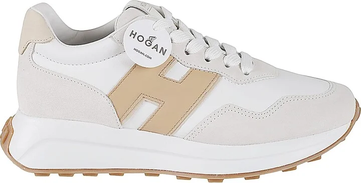 H641 Patch Sneakers
