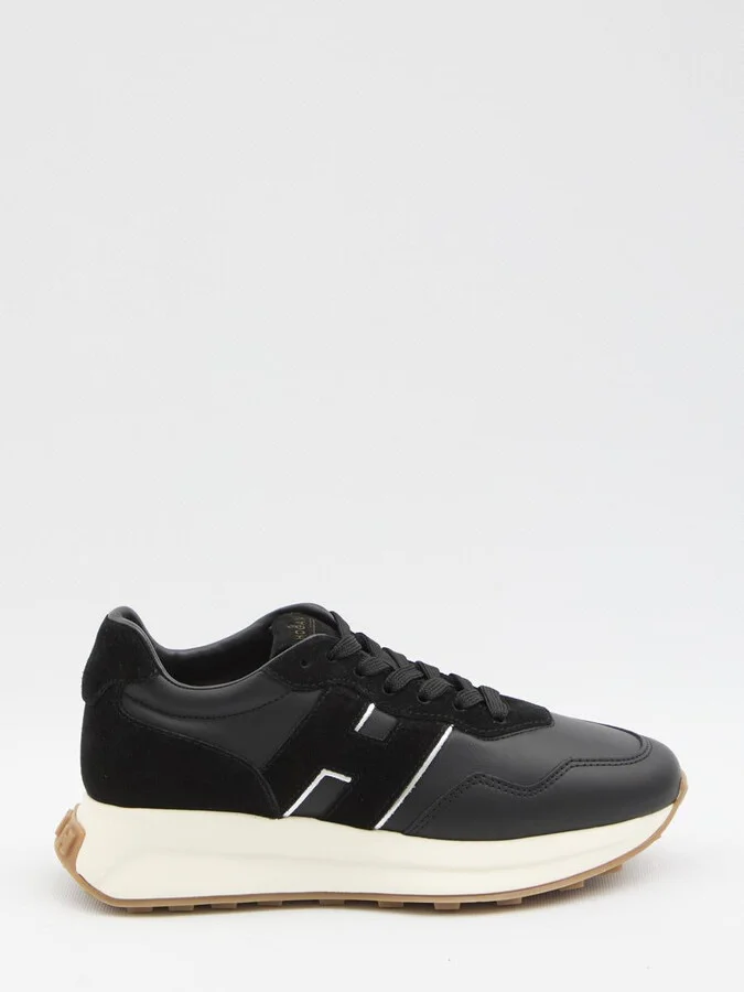 H641 Sneakers